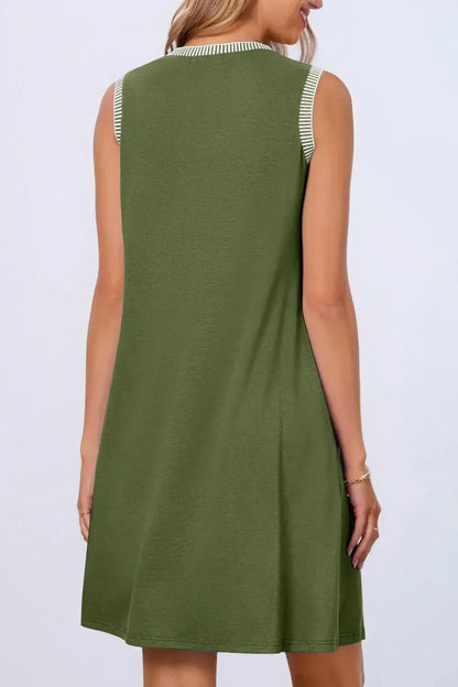 🎉Last Day Promotion 50% OFF💃Women's Casual Sleeveless Crew Neck Midi Dress