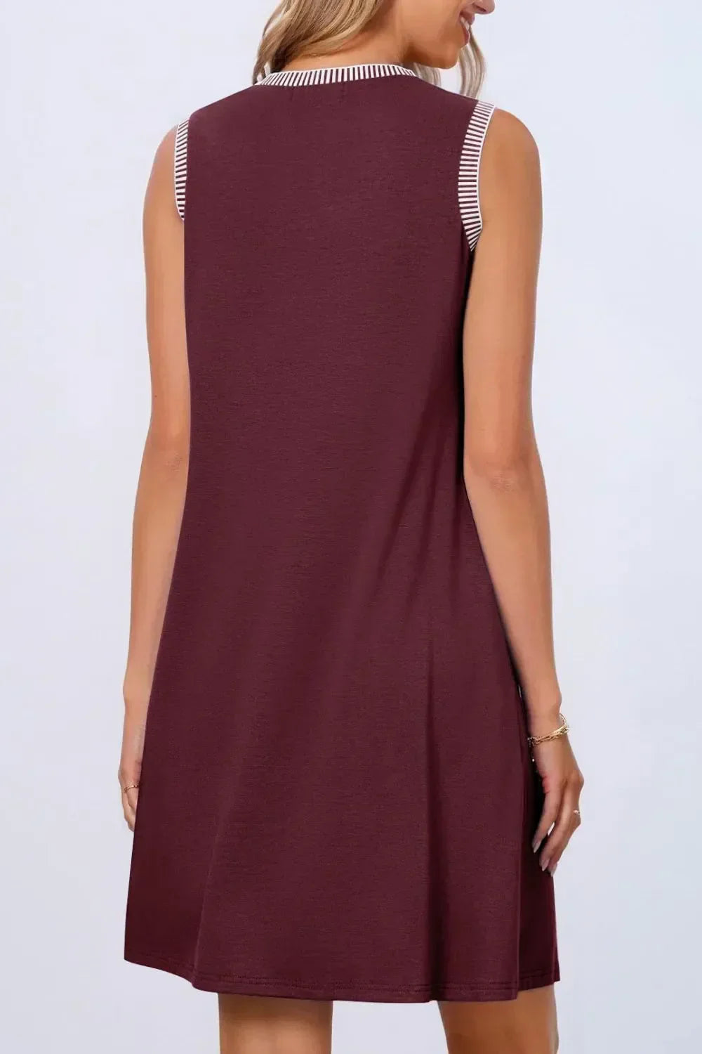 🎉Last Day Promotion 50% OFF💃Women's Casual Sleeveless Crew Neck Midi Dress