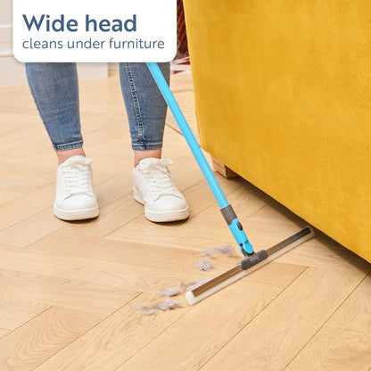 🎅LAST DAY SALE: Only £11.99! 🔥🔥Minky Flexi Edge Sweeper: Multi-Surface Cleaning for Floors, Carpets & Windows