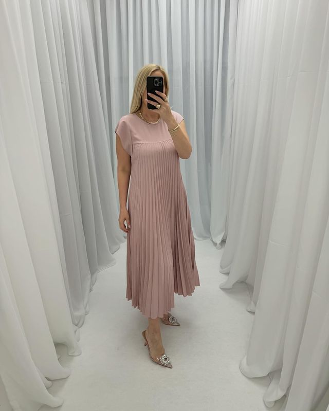 🔥Sunmmer Limited Sale🔥Sleeveless pleated simple solid color dress