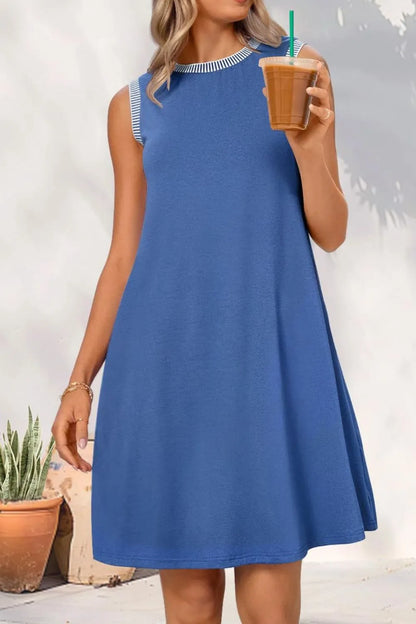 🎉Last Day Promotion 50% OFF💃Women's Casual Sleeveless Crew Neck Midi Dress