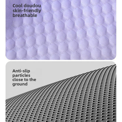 ⏳LAST DAY SALE ONLY￡9.99!!❄Pawchill™🇬🇧Pet Cooling Mat for Dogs & Cats 🐾  Naturally Cool Ice-Silk Pad • Breathable, Washable & Soft 🌿  For Floors, Sofas & Car Travel • Multiple Sizes • Gradient Colours ☀️🐶🐱
