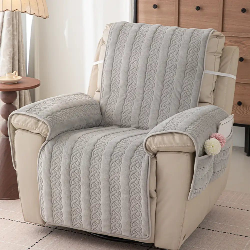 All-Season Scratch-Resistant Non-Slip Recliner Couch Cover with Elastic Straps