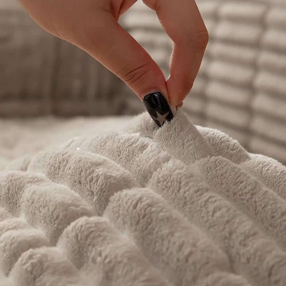 Waterproof One-Piece Cozy Flannel Sofa Protection Non-Slip Outdoor Couch Cover