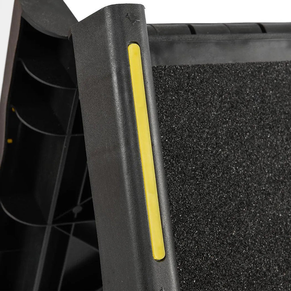 Outdoor Pet Ramp with Reflective Strip