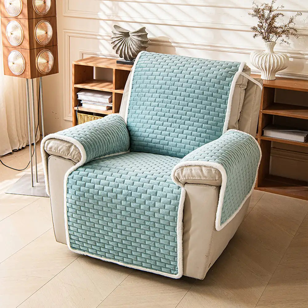 One-Piece Plush Scratch-Resistant Large Sectional Couch Covers with Elastic Straps