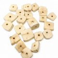 3889 Sola Squares