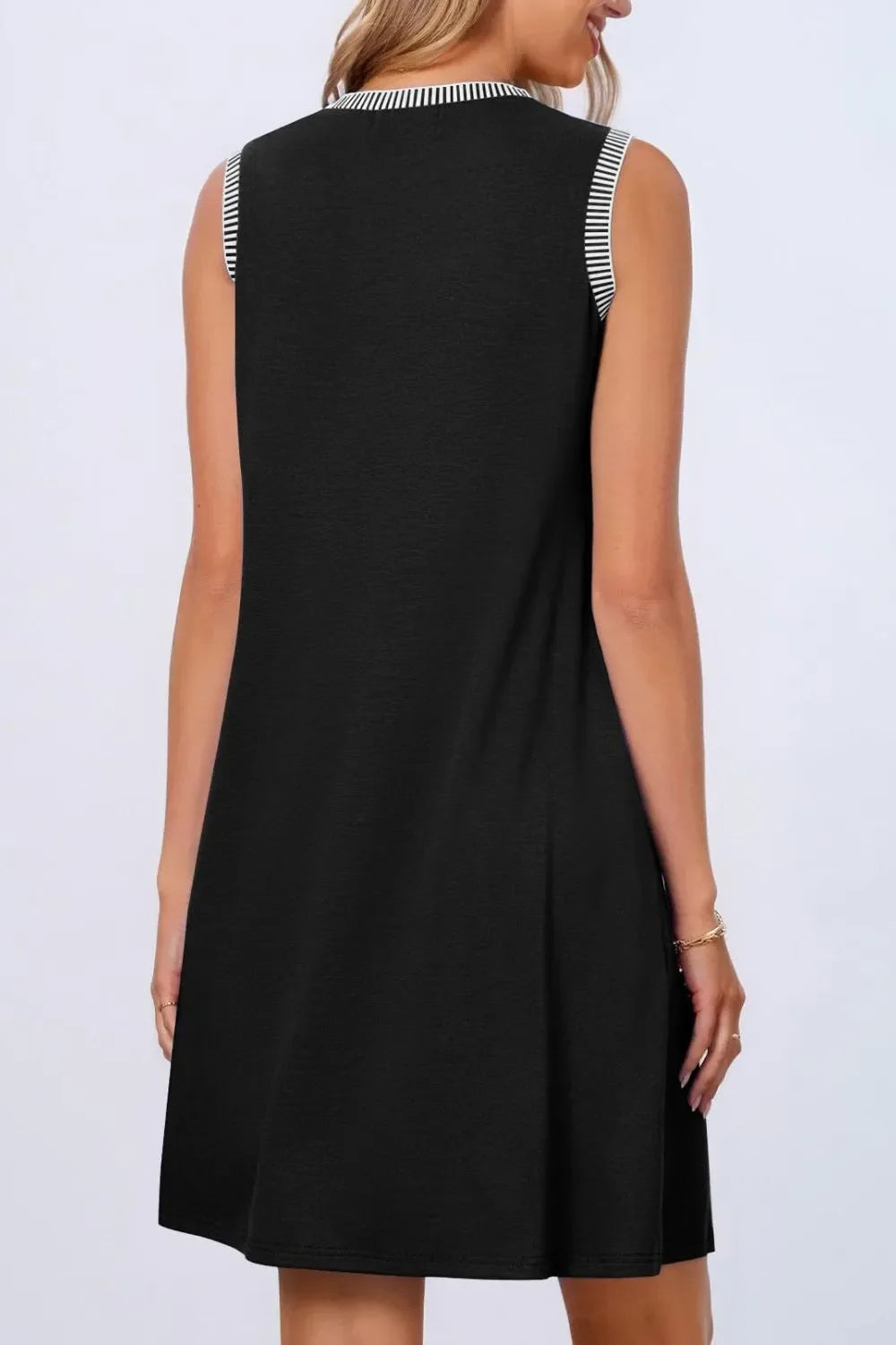 🎉Last Day Promotion 50% OFF💃Women's Casual Sleeveless Crew Neck Midi Dress