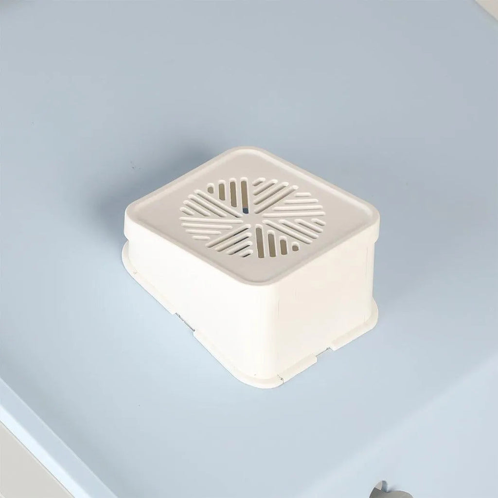 House Cat Litter Box