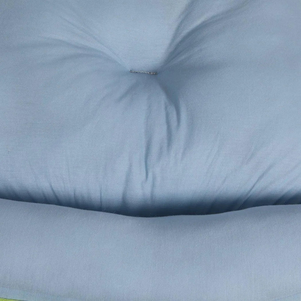 Cat Cooling Bed – Self-Cooling, Safe & Supportive Design