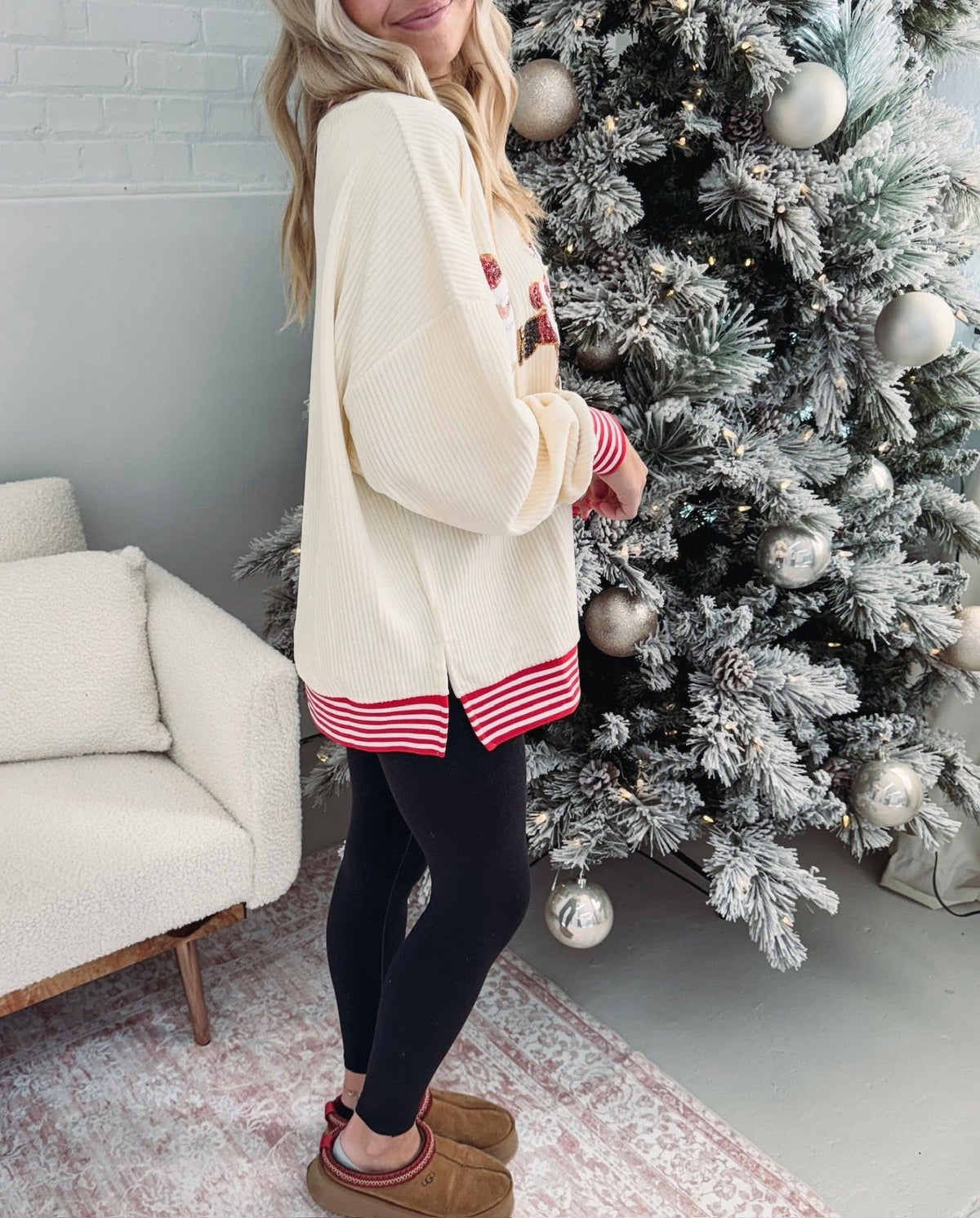🎄Xmas Hot Sale - 49% OFF🎅Women's Skating Santa Sequin Pullover