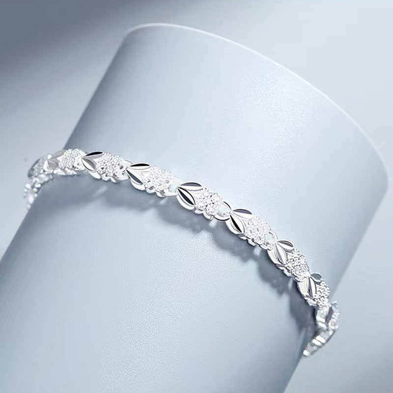 💥Buy 3 Get 1 Free✨Elegant Sparkling Lucky Clover Bracelet🍀