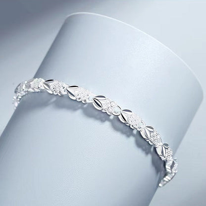 💥Buy 3 Get 1 Free✨Elegant Sparkling Lucky Clover Bracelet🍀