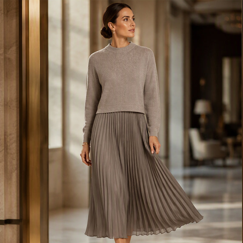 🌸LAST DAY-50% OFF!!💃Effortless Elegance | Women's Pleated Round-Neck Maxi Dress
